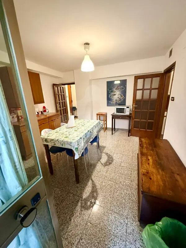 CARRASSI - CORSO BENEDETTO CROCE Appartamento di 95 mq con doppio ingresso – Frazionabile