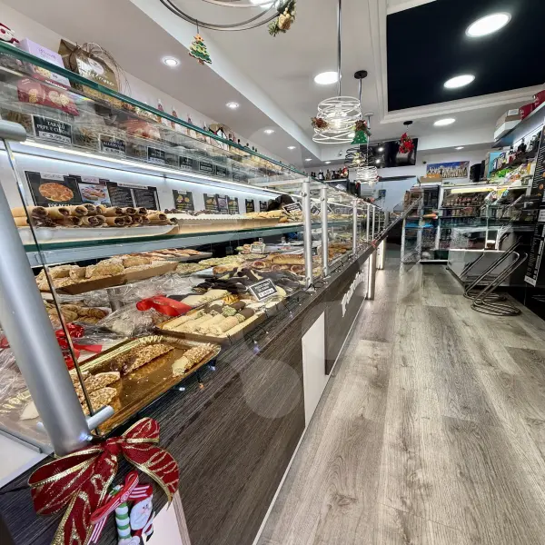 BARI - CEDESI ATTIVITA' DI FAST FOOD DECENNALE NEI PRESSO DEL POLITECNICO