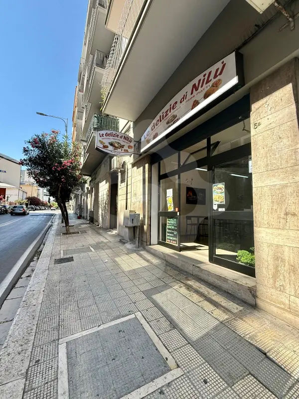 CEDESI ATTIVITA' DI TAVOLA CALDA ZONA POLICLINICO