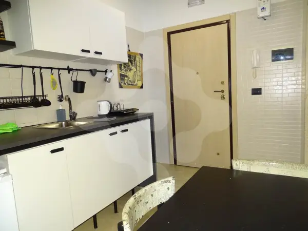 COMODO BIVANI NEL CUORE DI BARI