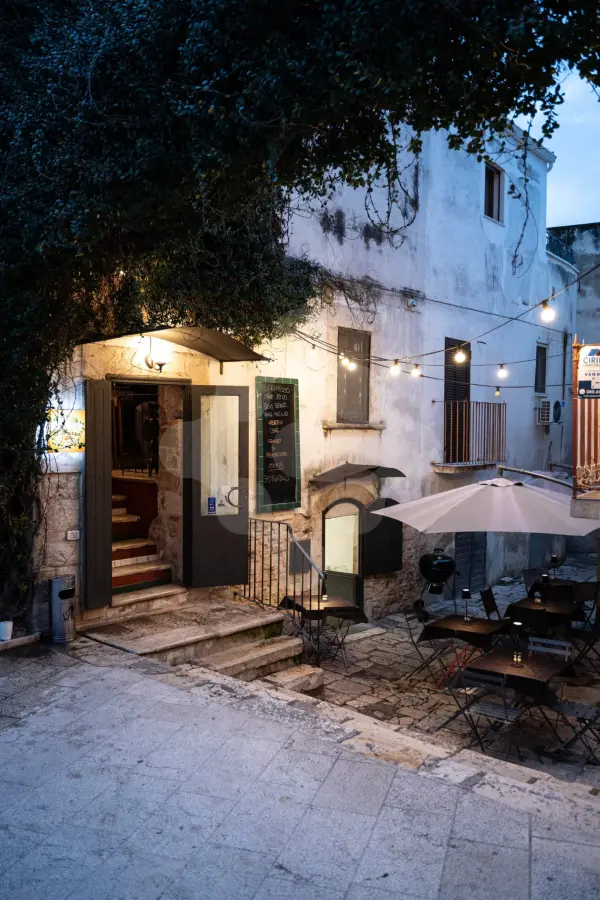 GRUMO APPULA - CEDESI ATTIVITA' BIRRERIA PIENO CENTRO
