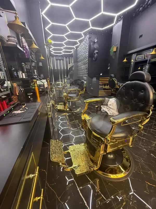 CEDESI ATTIVITA' BARBER SHOP CENTRALISSIMO