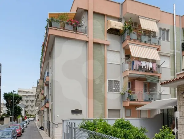 SANTO SPIRITO - CENTRALISSIMO BIVANI DI 75 MQ