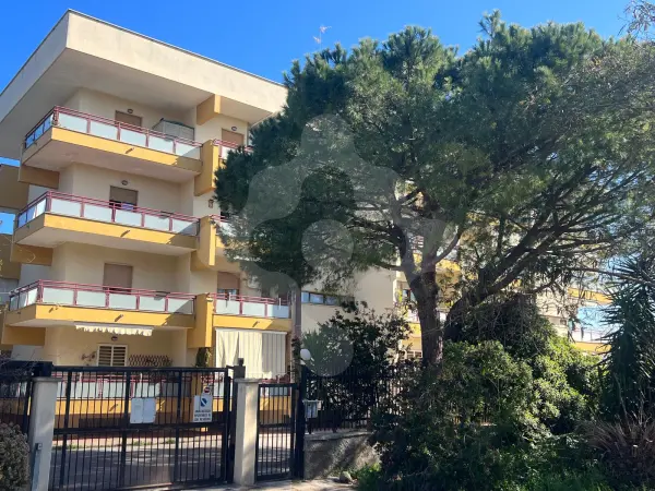SANTO SPIRITO - NUDA PROPRIETA' DI 100 MQ CON POSTO AUTO