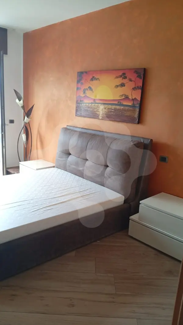 TRILOCALE RIFINITO CON POSTO AUTO