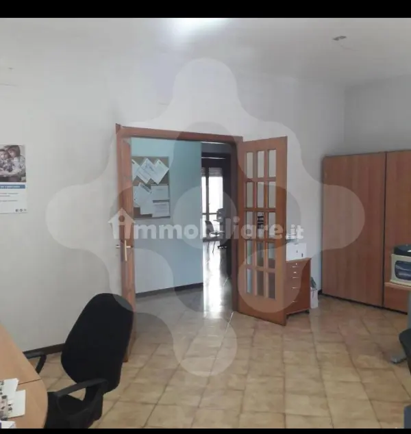 USO UFFICIO CONTRATTO TRASITORIO 156MQ